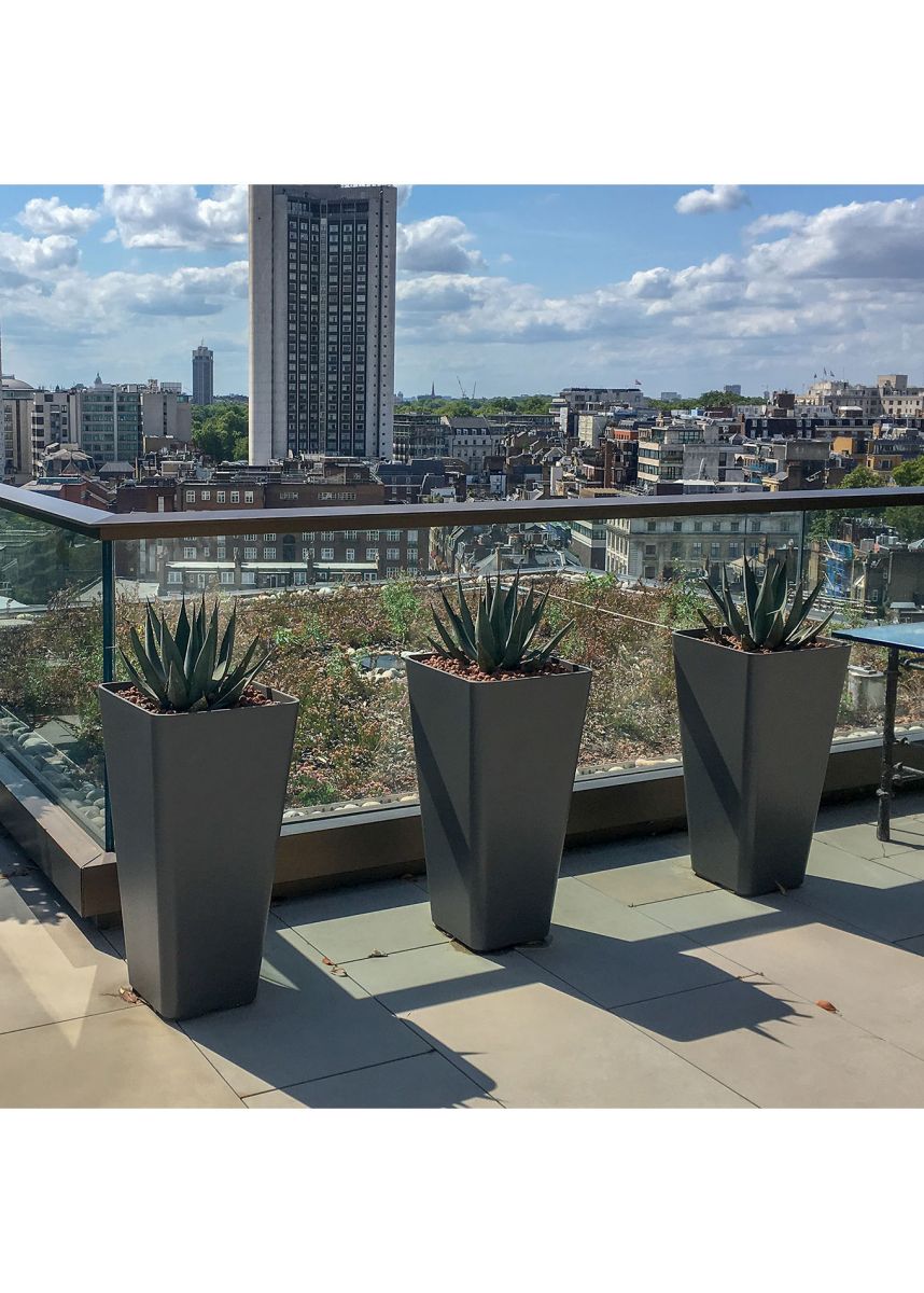 Tall square plant pot 