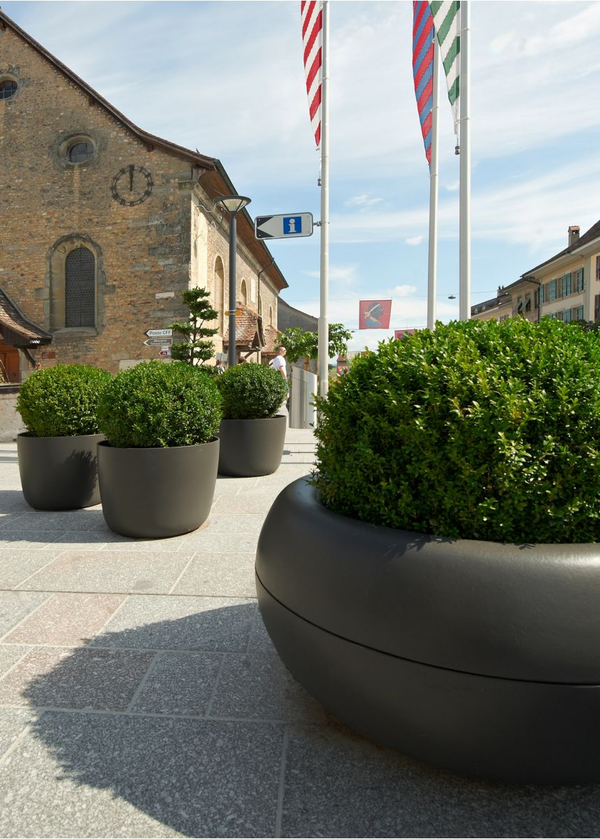 Aladin rounded FRC planters