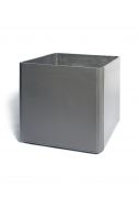 Low profile square planters