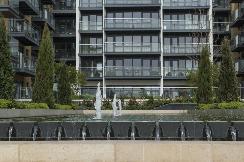 FRC Planters and Landscaped Gardens At Kew Bridge