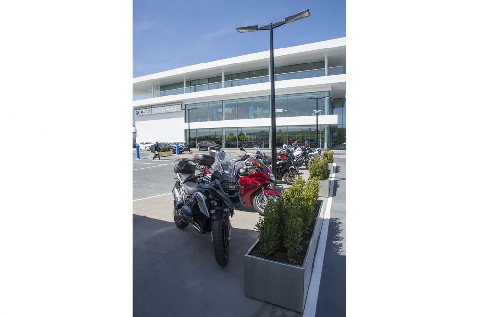 Large Stainless Steel Planters Commissiones For BMW Mini