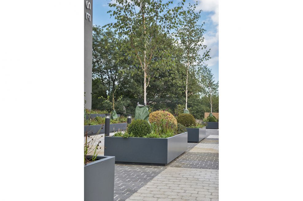 Weatherproof Stainless Steel Outdoor Planters