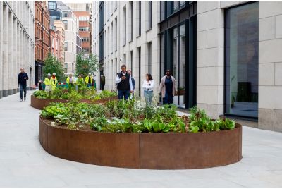 Open bottom planters in Corten steel