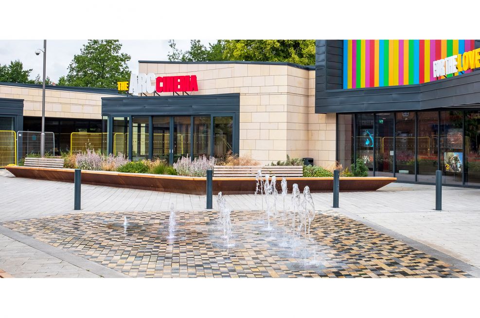 Large planter for cinema piazza