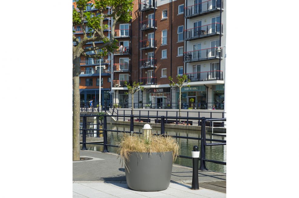 KYOTO Fibre Reinforced Concrete Bouevard Planters From IOTA