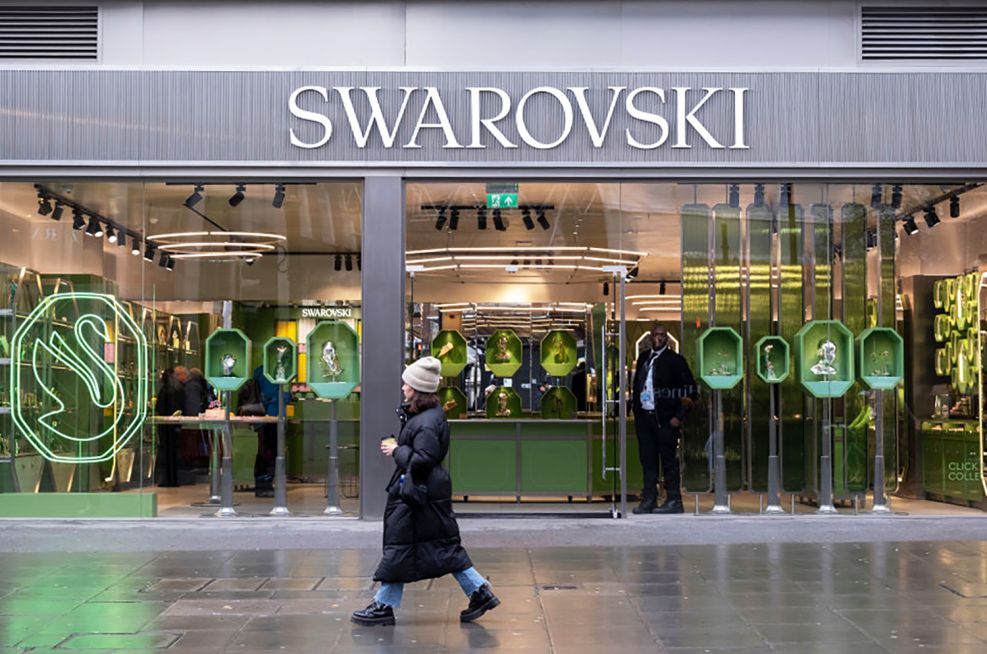 Custom store frontage for Swarovski London