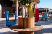 Round tree planter timber benching