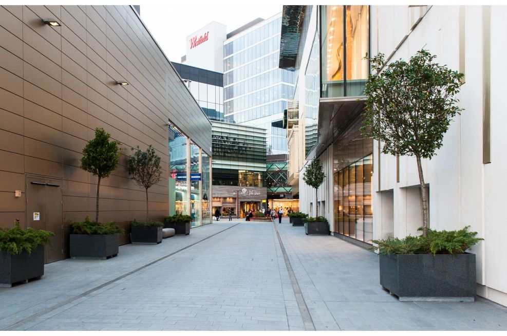 IOTA Natural Stone Planters Stratford City