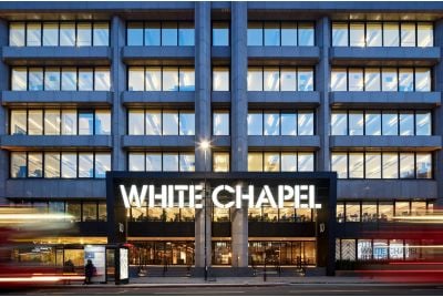 White Chapel Building London