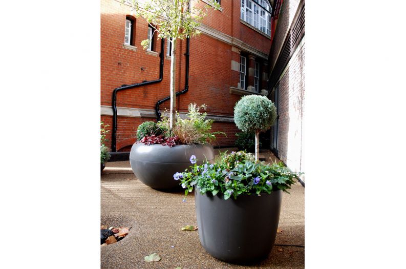 XXL Round Commercial Planter: Extra Large Round Planters